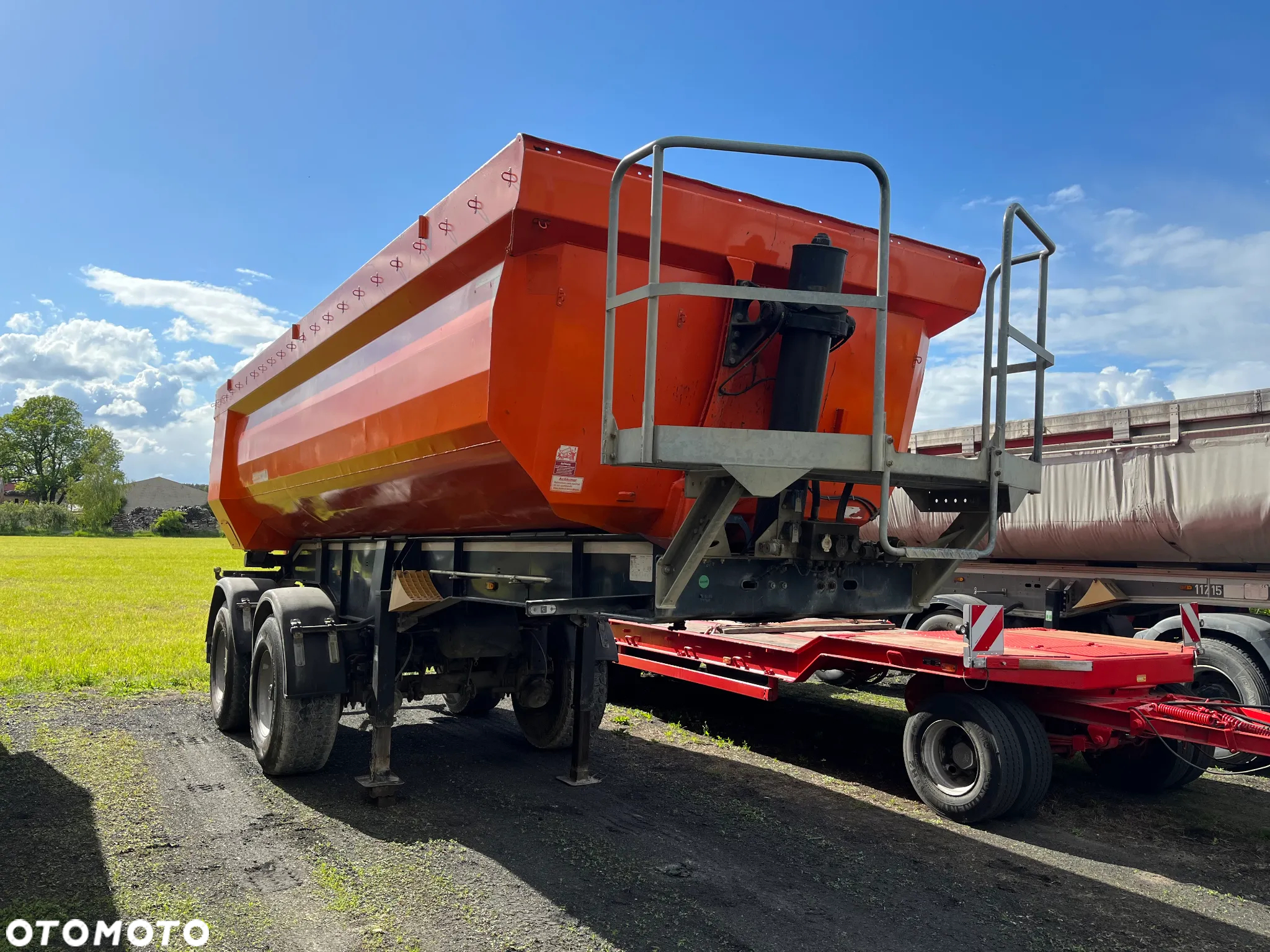 Schwarzmuller SM K-serie oś skrętna rynna Hardox 38t dmc zestaw naczepa wywrotka - 3