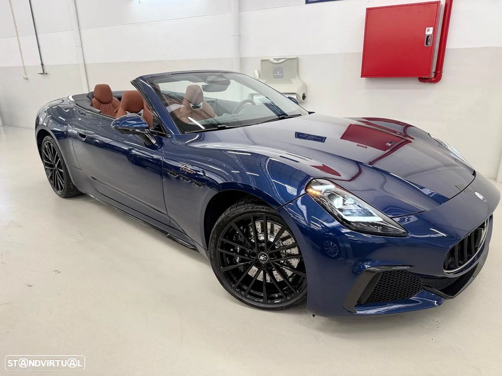 Maserati Grancabrio 3.0 V6 Trofeo - 8