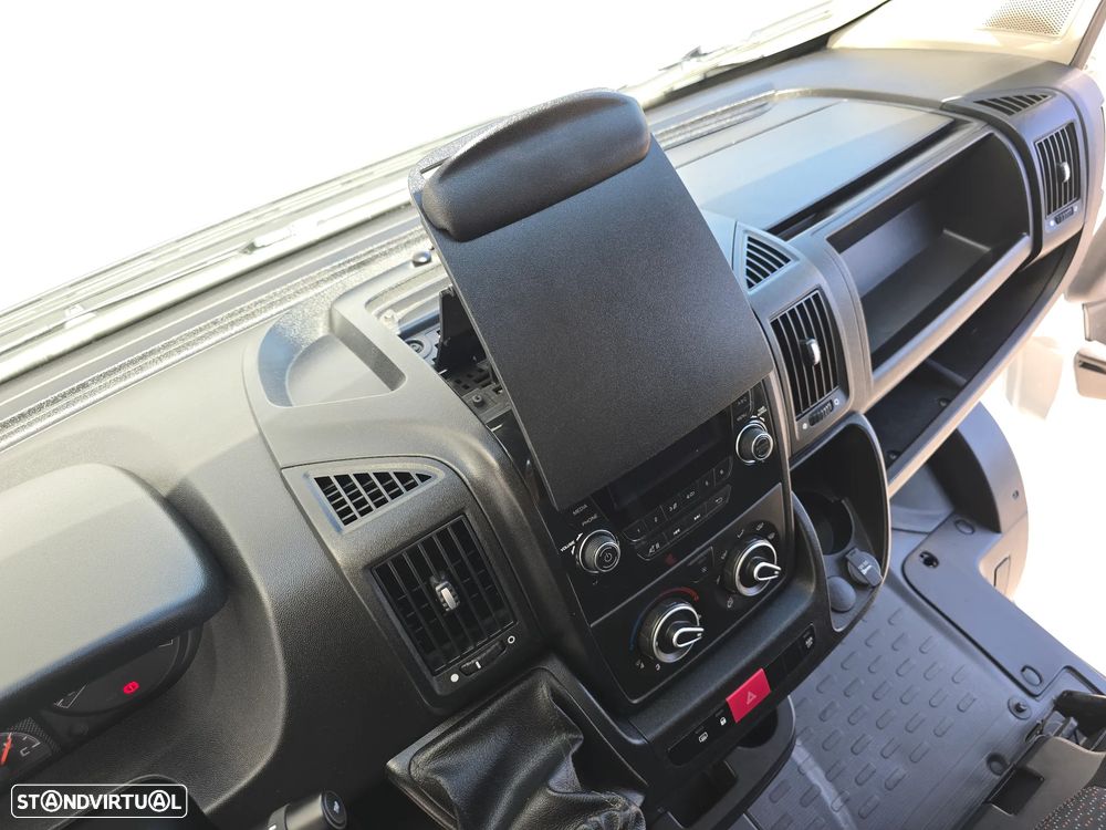 Peugeot BOXER 2.2 BLUEHDI / GARANTIA / NACIONAL - L1H1 - 18