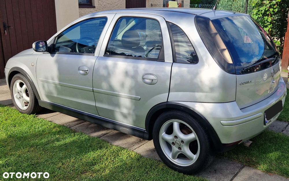 Opel Corsa 1.2 16V - 6