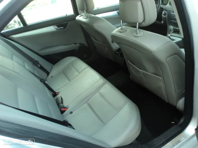 Mercedes-Benz C 220 CDi Avantgarde BlueEfficiency Aut. - 10