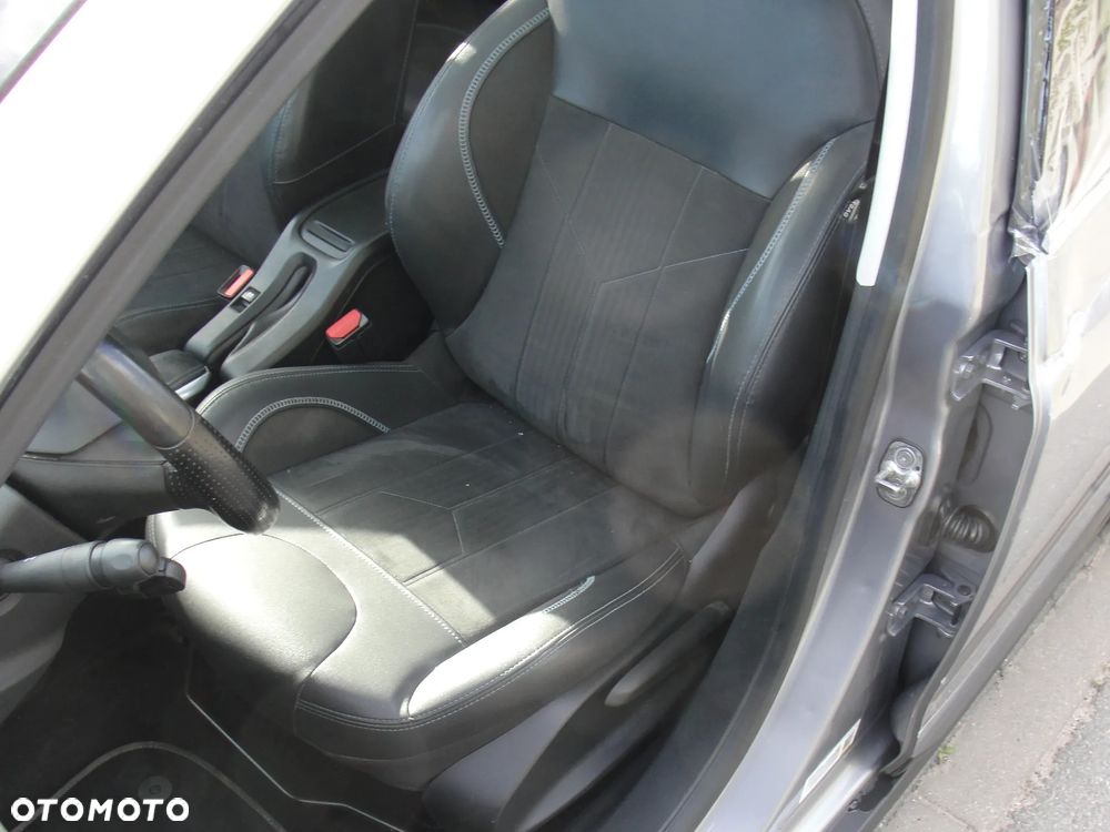 Peugeot 2008 PureTech 110 Stop&Start EAT6 Crossway - 13