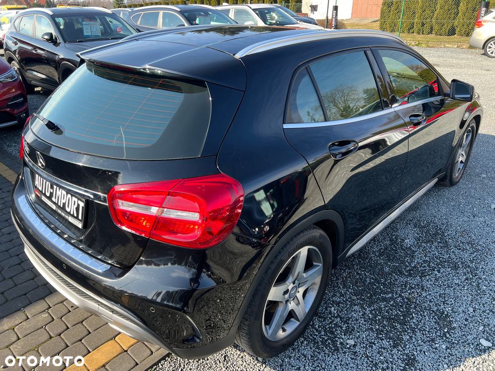Mercedes-Benz GLA 200 AMG Line - 24