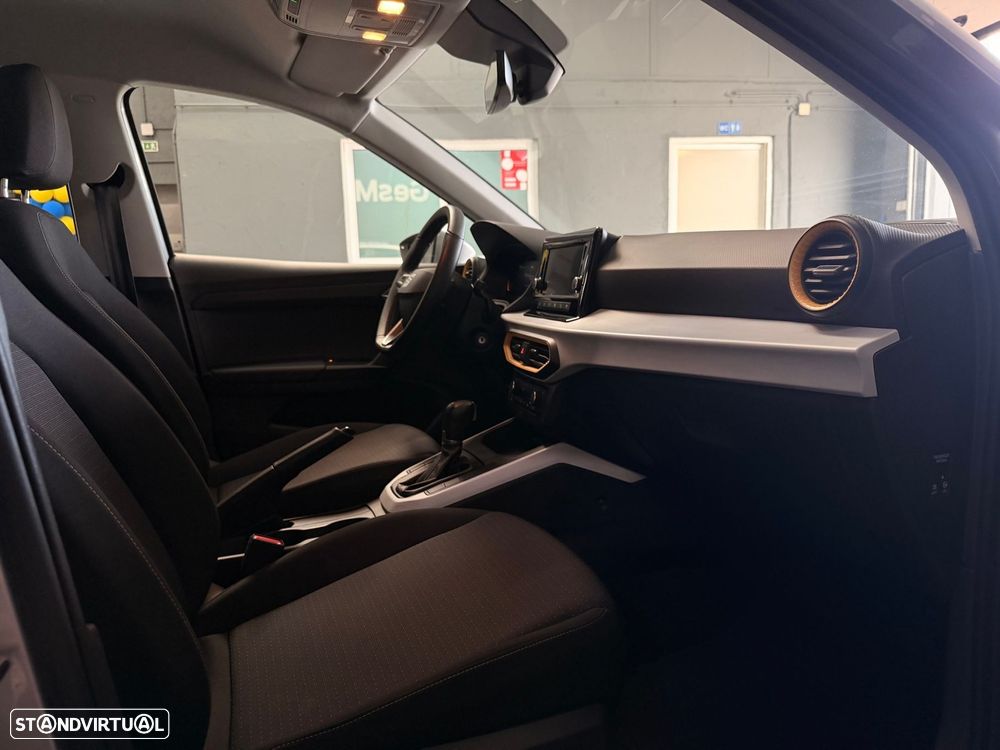 SEAT Arona 1.0 TSI Style DSG - 24