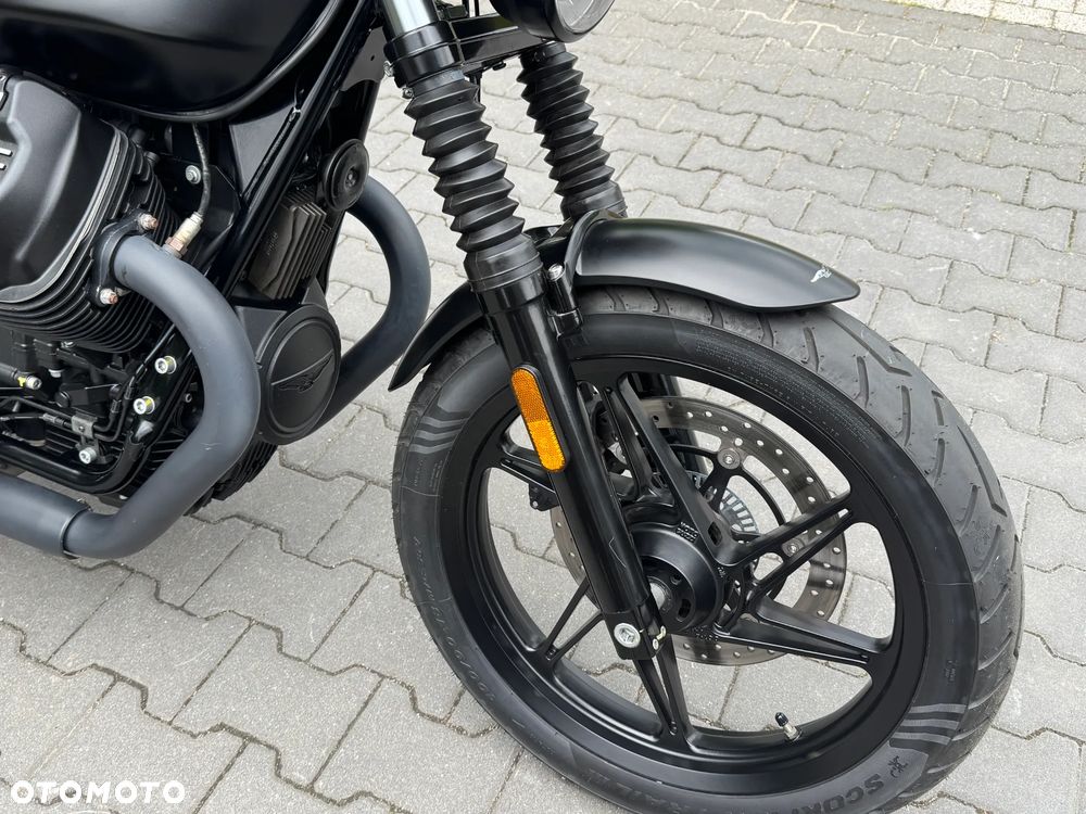 Moto Guzzi V7 - 11