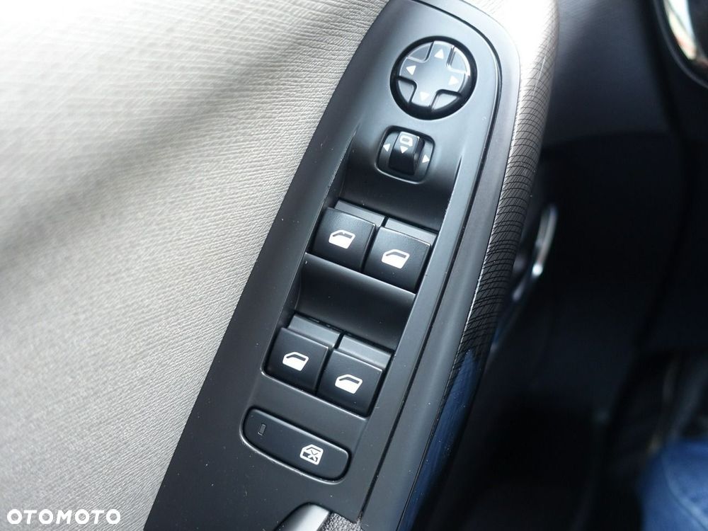 Citroën C4 Picasso 1.6 e-HDi Exclusive ETG6 - 25