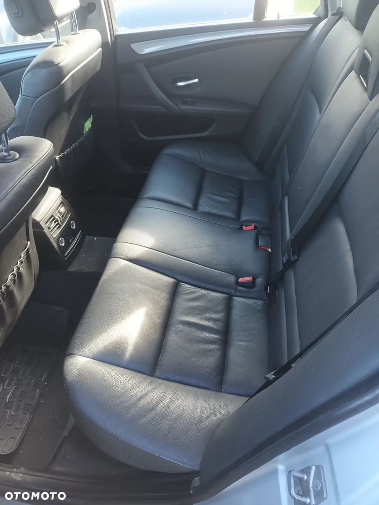 BMW Seria 5 520d - 8