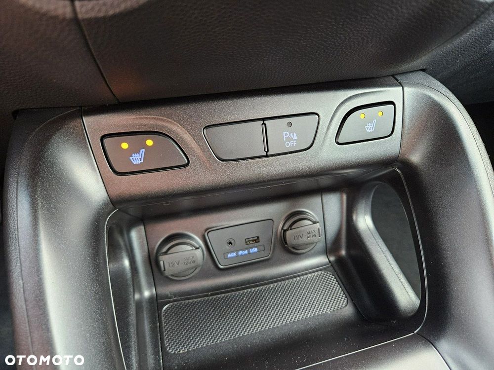 Hyundai ix35 1.7 CRDi 2WD blue Comfort - 36