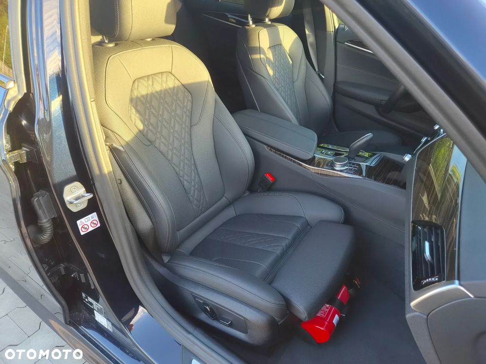BMW Seria 5 - 12