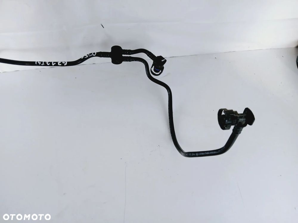 Przewód Zawór Przewody Podciśnienia 1.2 1.4 TSI 04E133366BE Audi VW Seat Skoda - 4