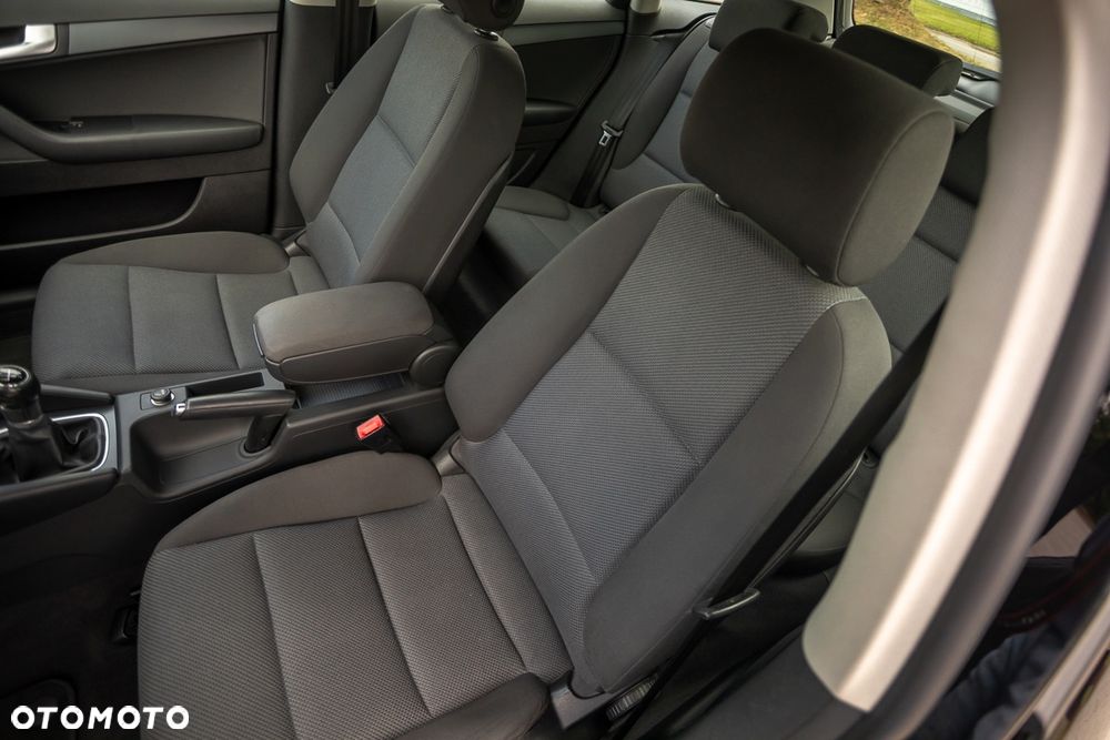 Audi A3 Sportback 2.0 TDI DPF Ambiente - 19