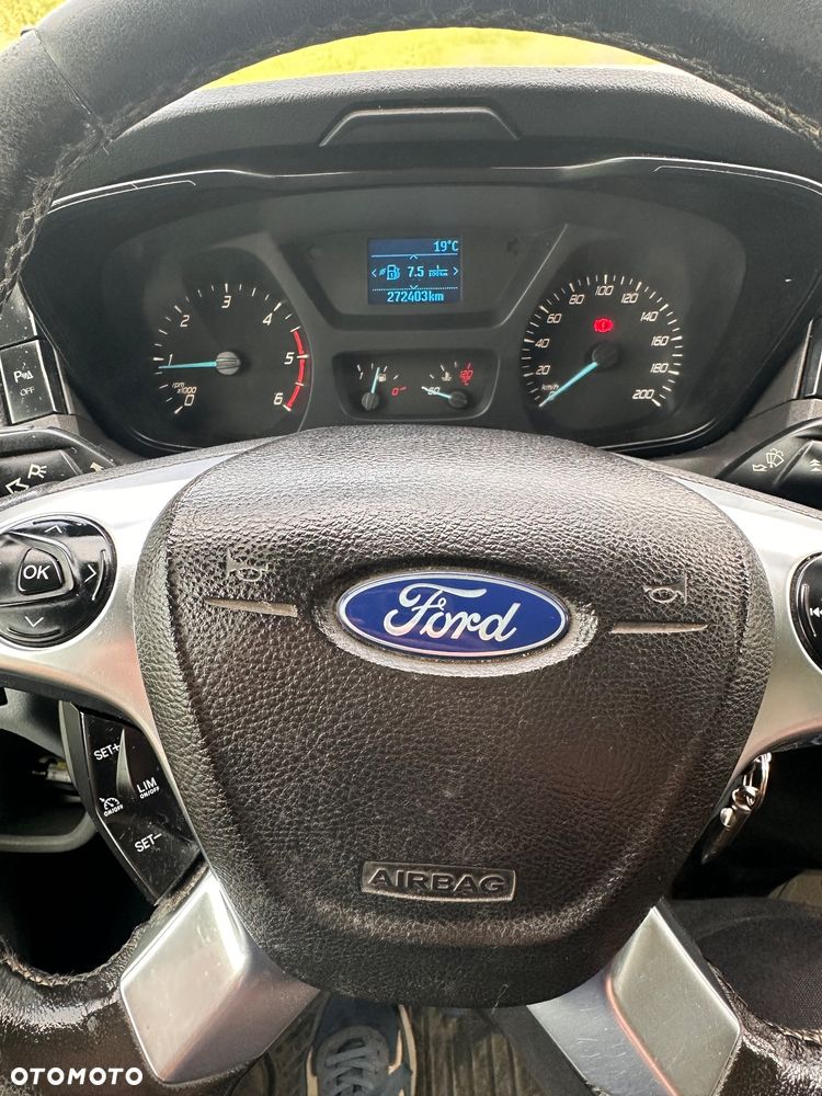 Ford Transit - 9