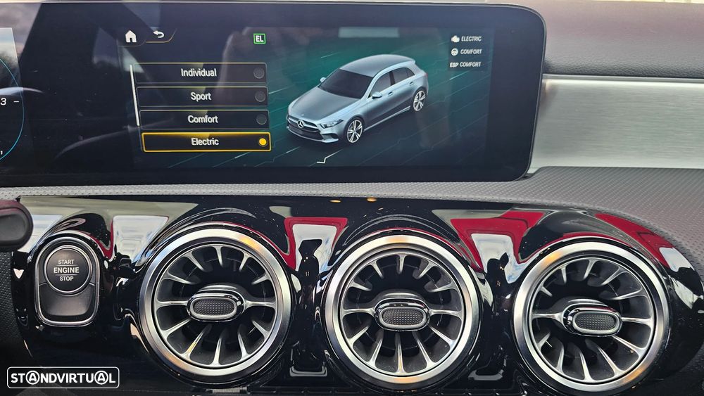 Mercedes-Benz A 250 e 8G-DCT Edition AMG Line - 24