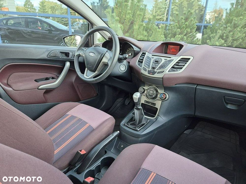 Ford Fiesta - 7