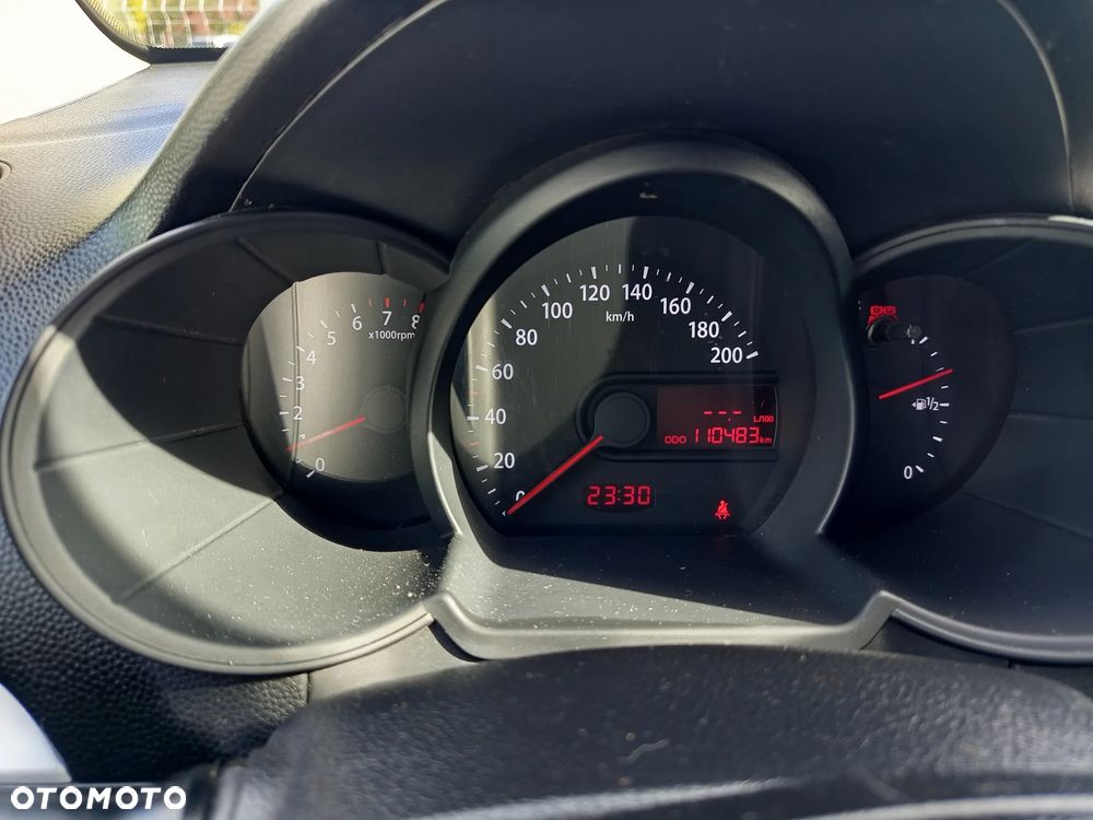 Kia Picanto 1.0 M - 10