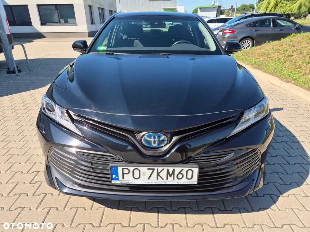 Toyota Camry 2.5 Hybrid Comfort CVT - 2
