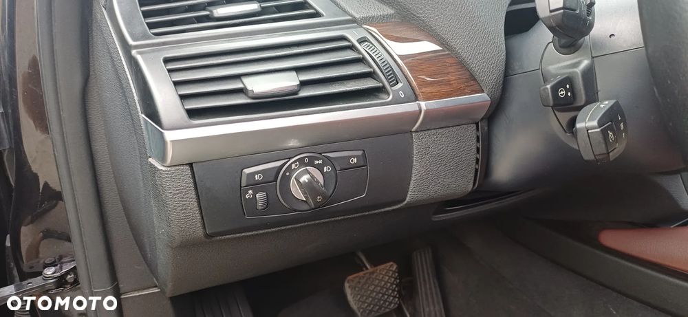 BMW X6 - 12