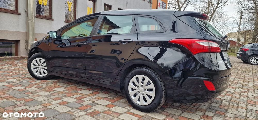 Hyundai i30 1.6 CRDI DCT Premium - 6