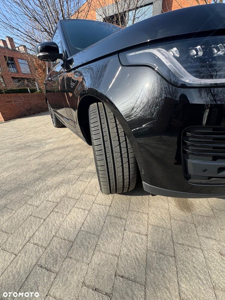 Land Rover Range Rover D300 Autobiography - 2