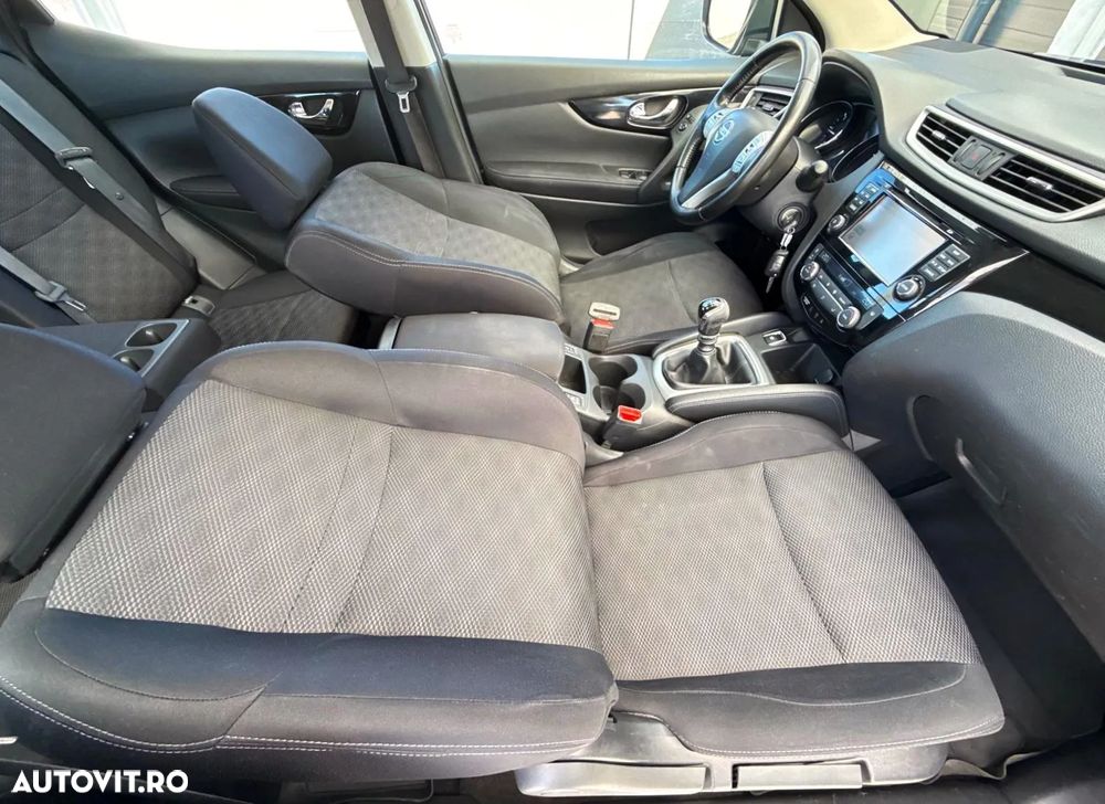 Nissan Qashqai 1.6 DCI ALL-MODE 4x4i ACENTA - 21