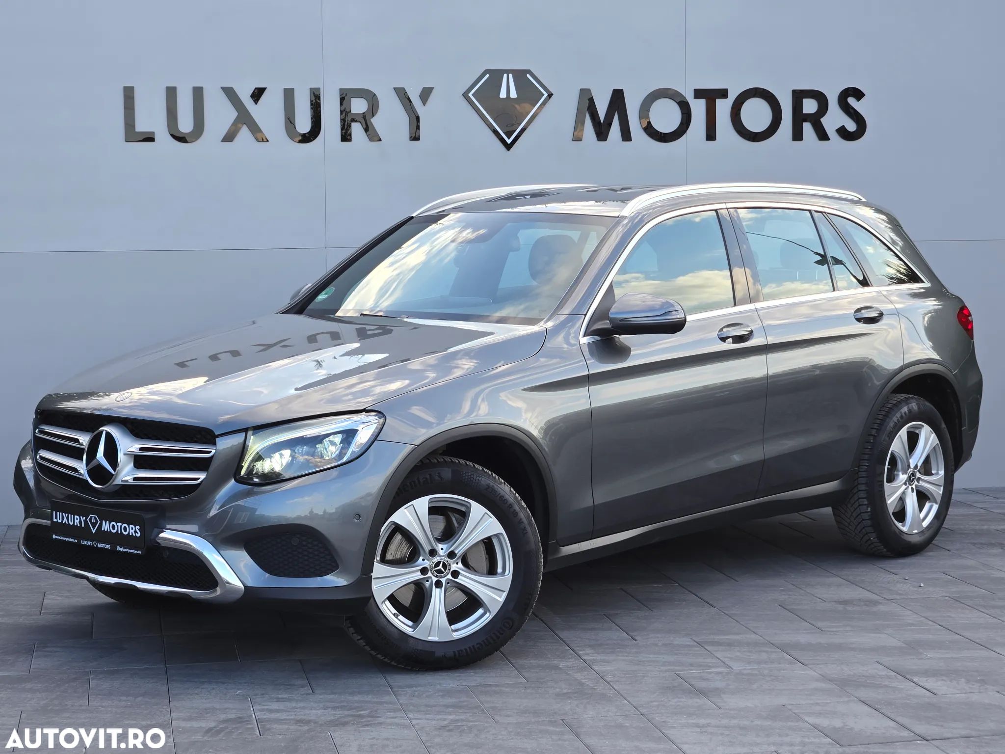 Mercedes-Benz GLC - 1