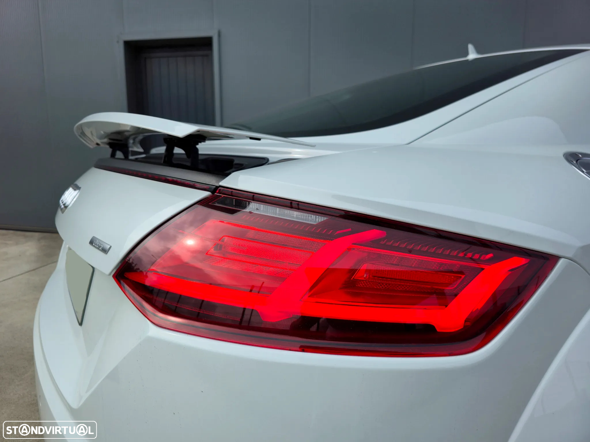 Audi TT Coupé 2.0 TDI S-line - 9