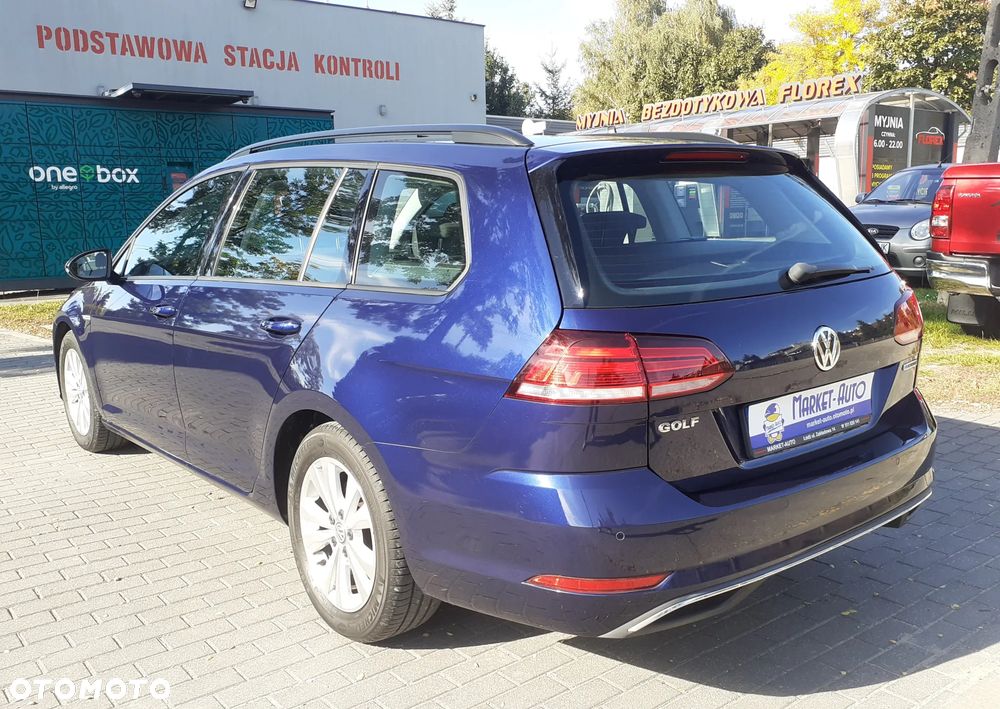 Volkswagen Golf 1.5 TSI BMT Comfortline - 4