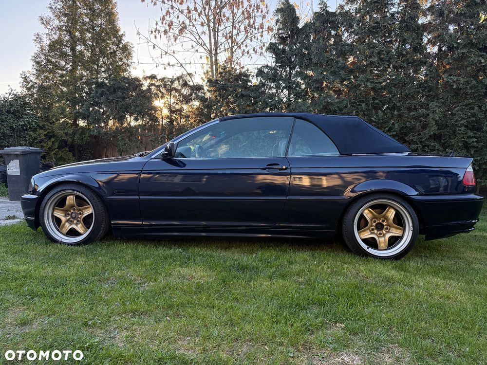 BMW Seria 3 325i - 11
