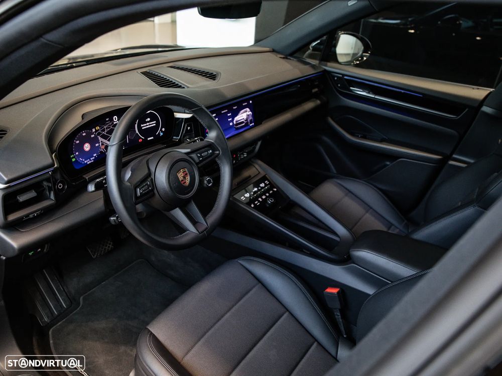 Porsche Macan Electric - 21