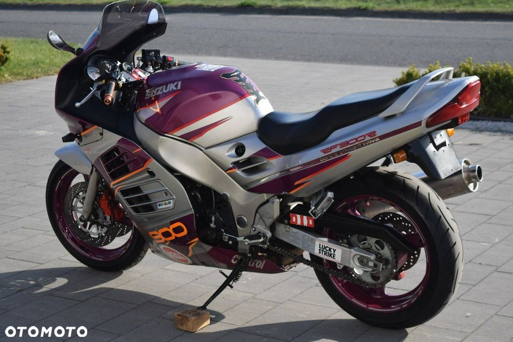 Suzuki RF - 3