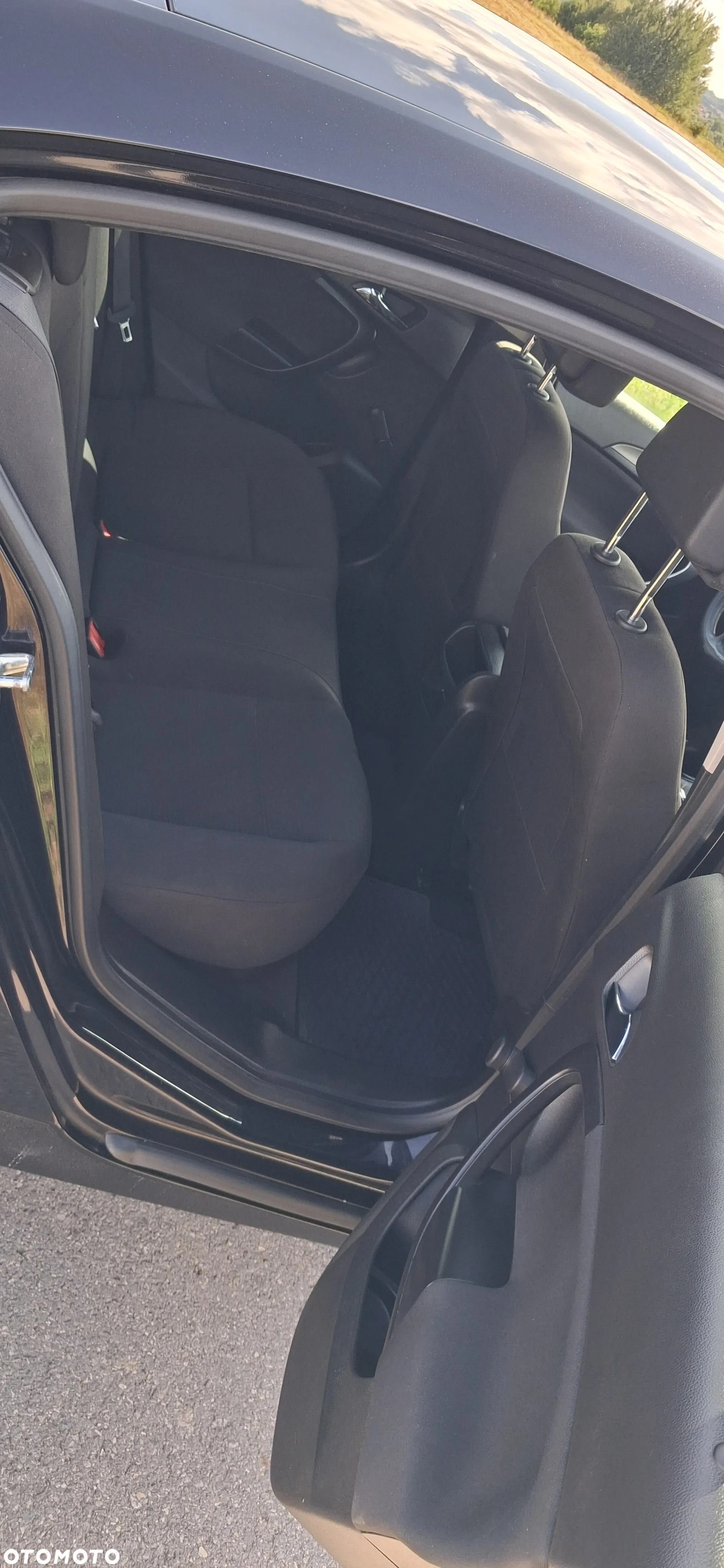 Opel Insignia 1.8 - 10
