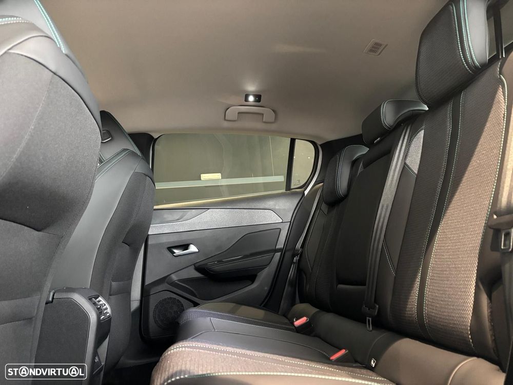 Peugeot 308 1.5 BlueHDi Allure EAT8 - 12