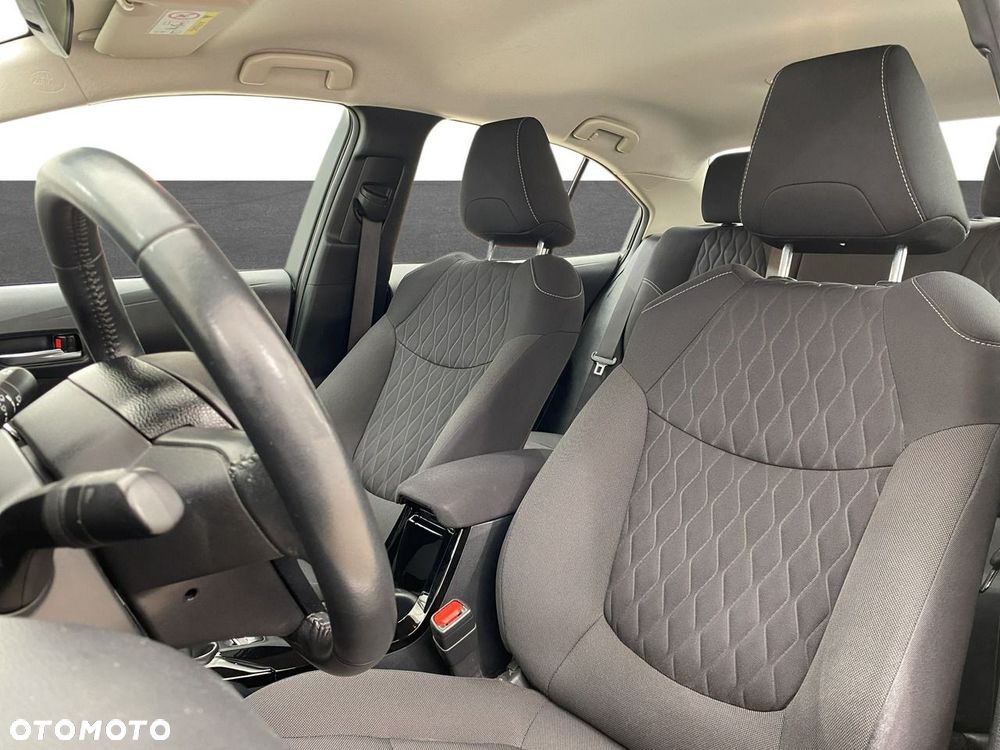 Toyota Corolla - 17