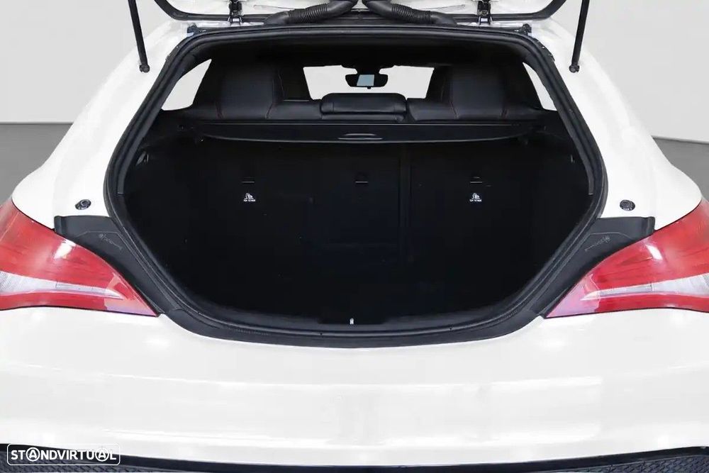 Mercedes-Benz CLA 200 CDI AMG Line - 15