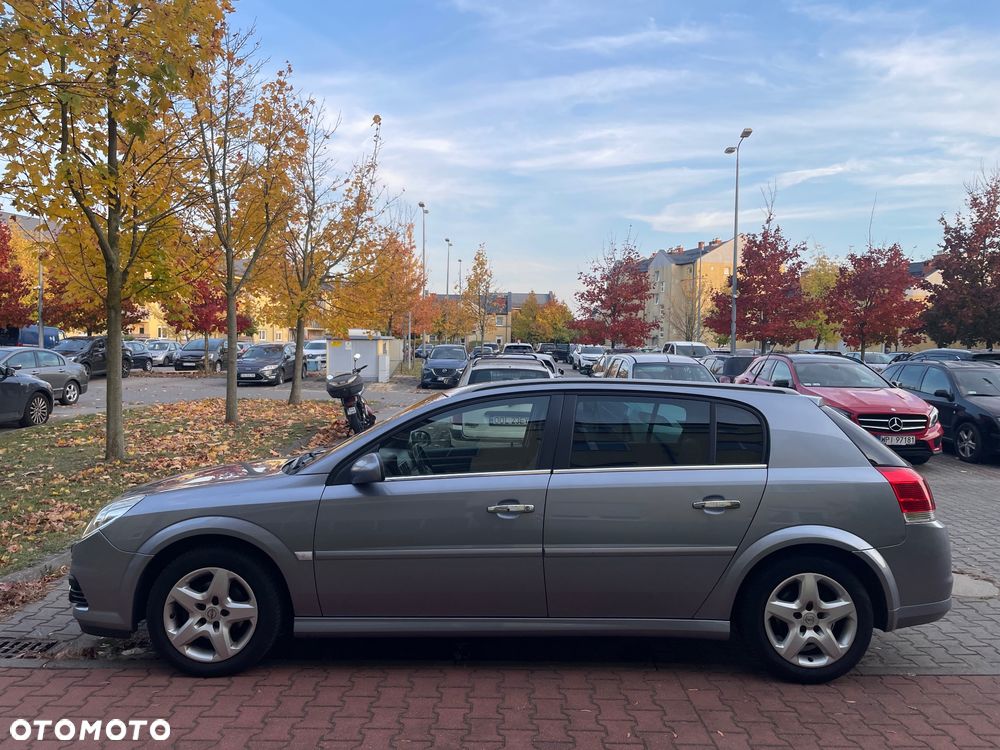 Opel Signum 2007 photo 4
