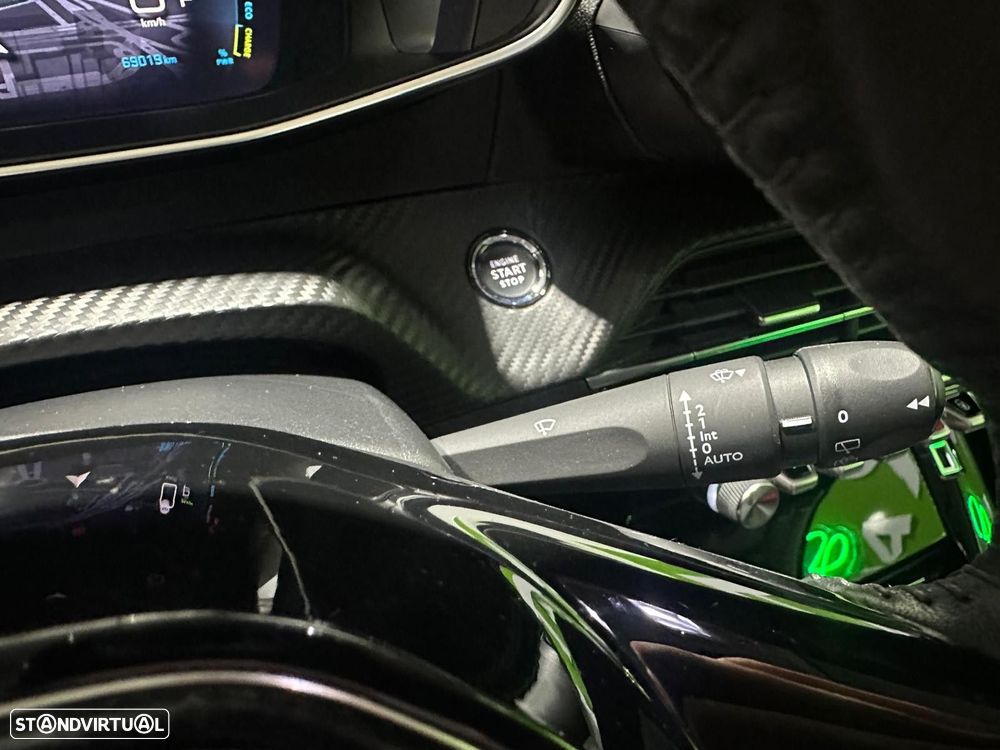 Peugeot e-2008 50 kWh Active Pack - 40