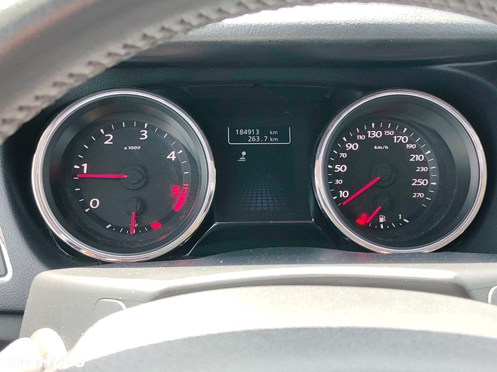 Renault Latitude 2.0 dCi Privilege - 23