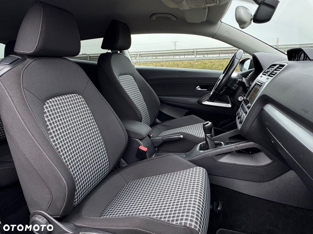 Volkswagen Scirocco 1.4 TSI BlueMotion Technology Club - 6