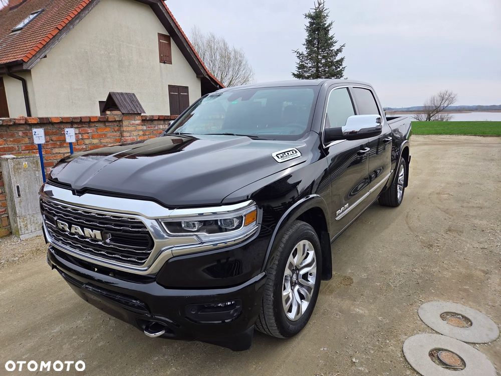 RAM 1500 Crew Cab Shortbed Limited - 9