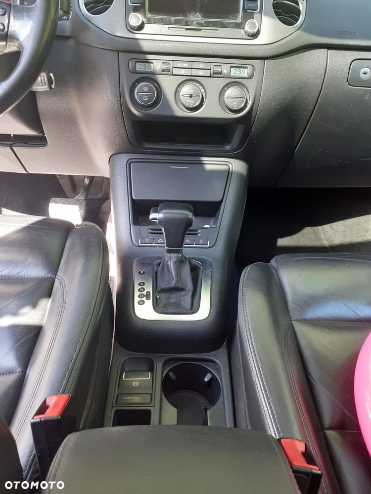 Volkswagen Tiguan 2.0 TDI DPF 4Motion Automatik Track & Avenue - 6