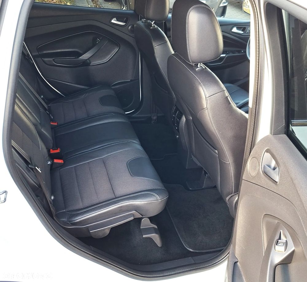 Ford Kuga 2.0 TDCi 4x4 Titanium - 20