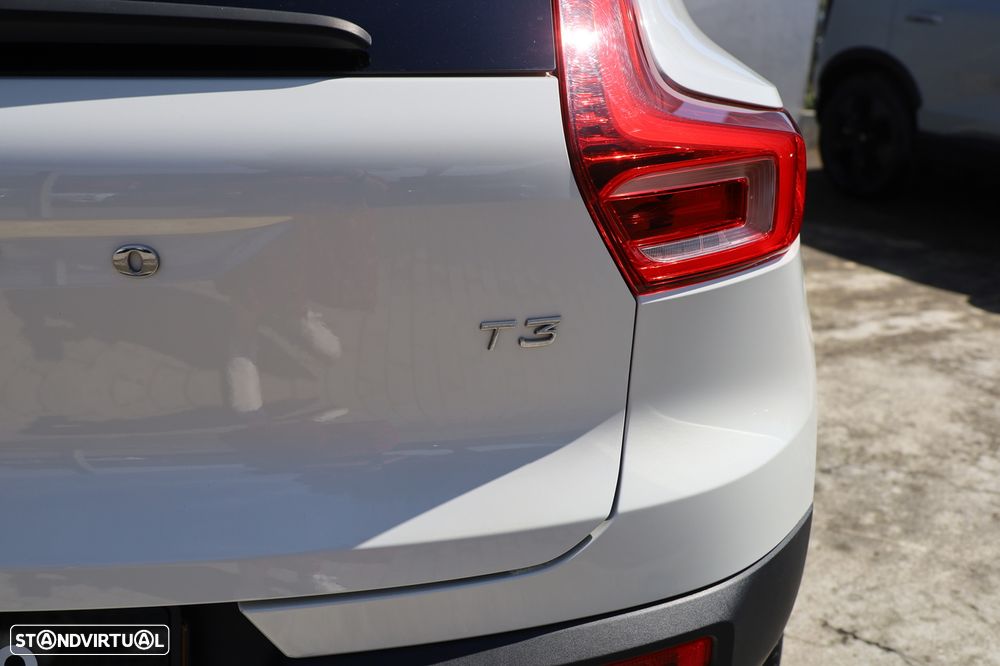 Volvo XC 40 1.5 T3 Momentum - 28