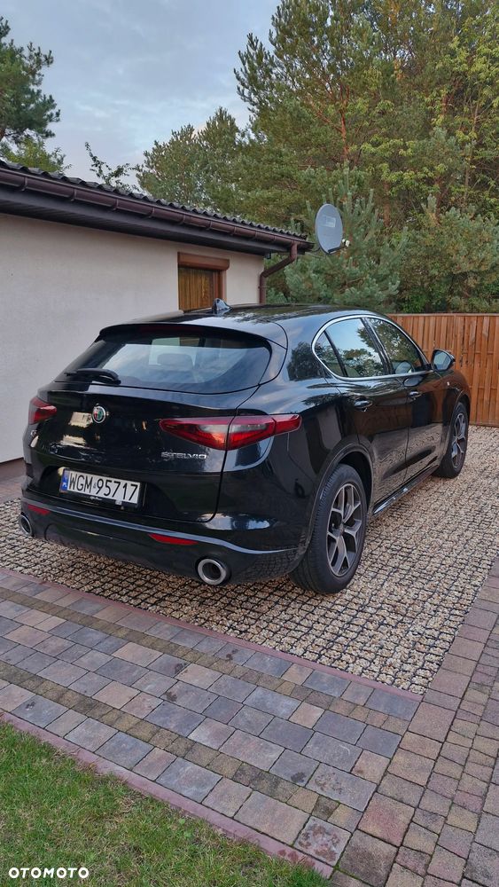 Alfa Romeo Stelvio 2.0 Turbo TI Q4 - 4