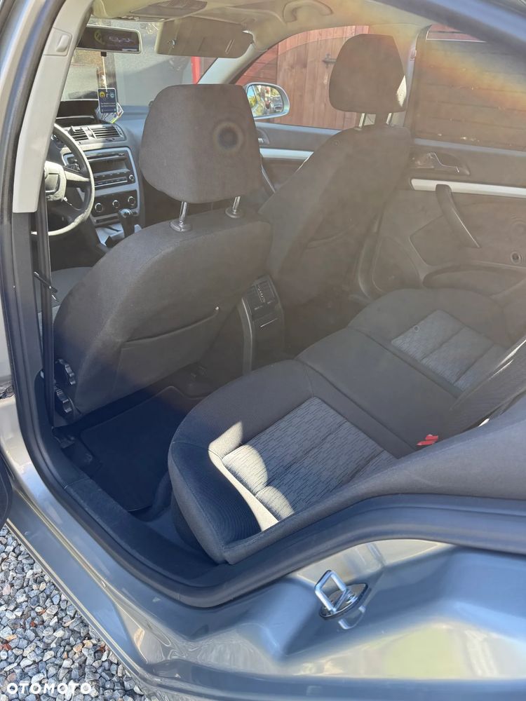 Skoda Octavia - 2
