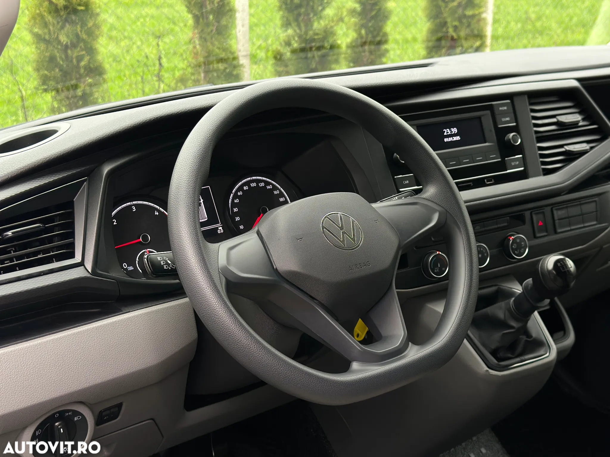 Volkswagen Transporter - 10