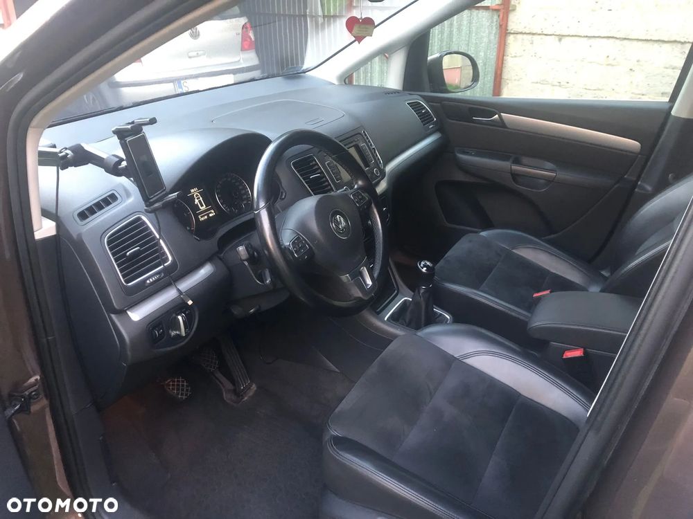 Volkswagen Sharan 2.0 TDI Highline - 15