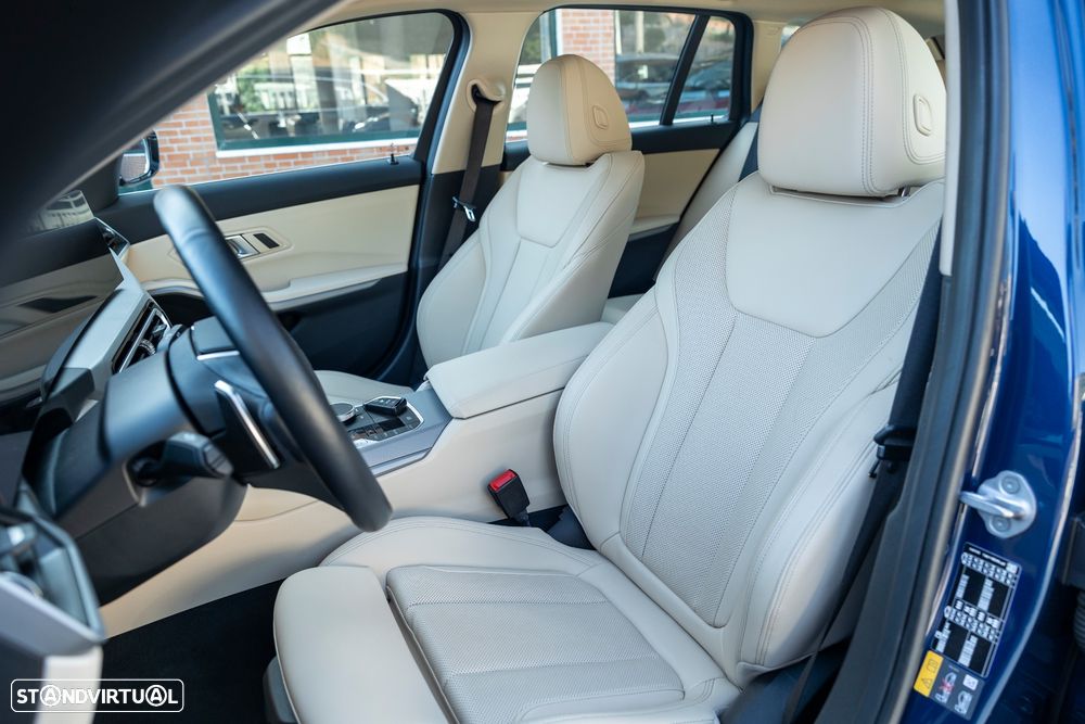 BMW 330 e Aut. Luxury Line - 21