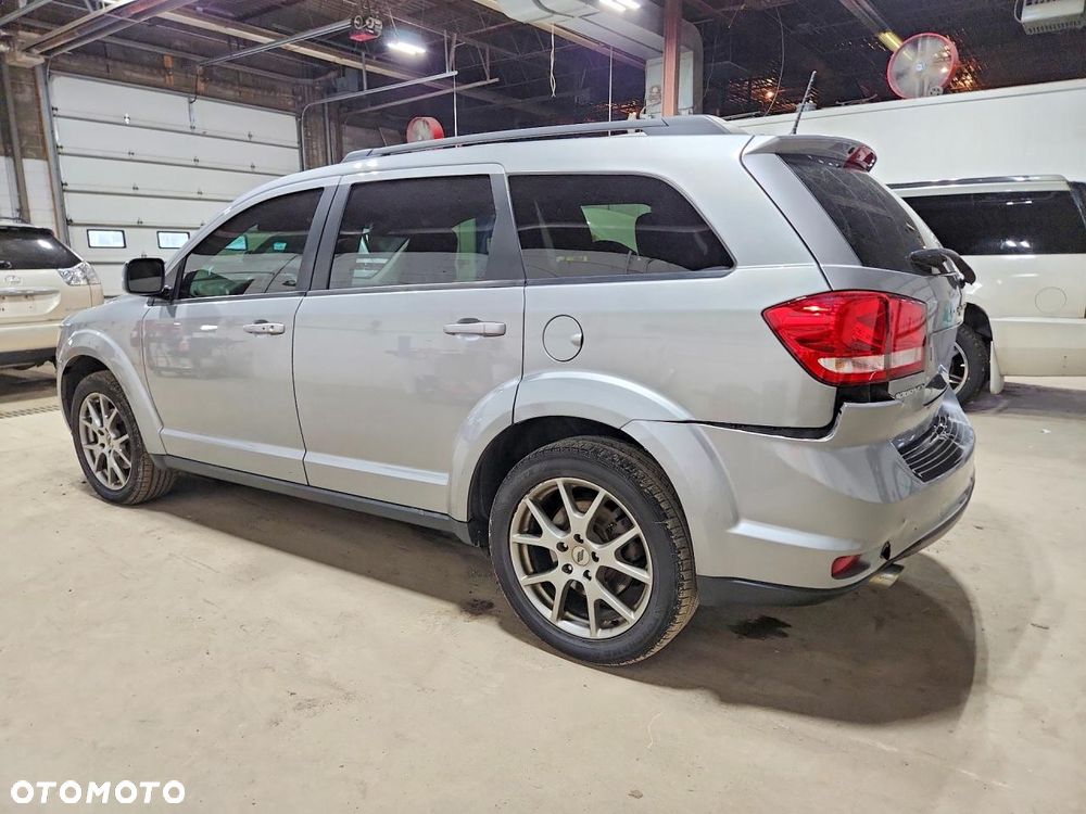 Dodge Journey - 4