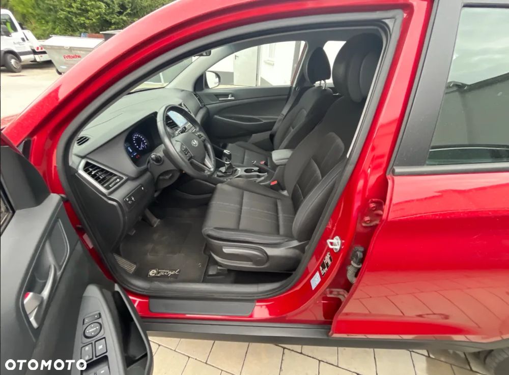 Hyundai Tucson blue 1.6 GDi 2WD Classic - 3