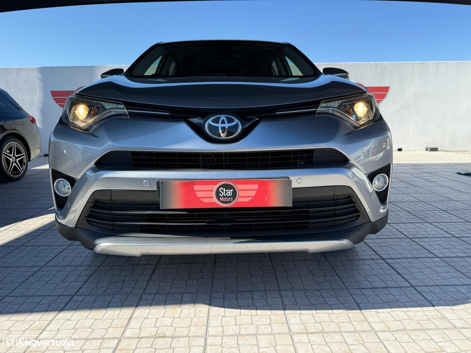 Toyota RAV4 2.0 D-4D Comfort+P.Sport - 2